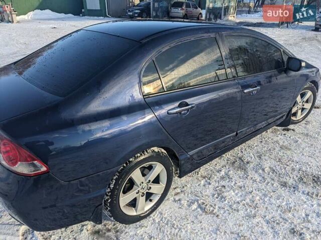 Синій Хонда Сівік, об'ємом двигуна 1.8 л та пробігом 300 тис. км за 6400 $, фото 8 на Automoto.ua