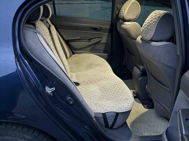 Синий Хонда Цивик, объемом двигателя 1.8 л и пробегом 279 тыс. км за 6200 $, фото 5 на Automoto.ua