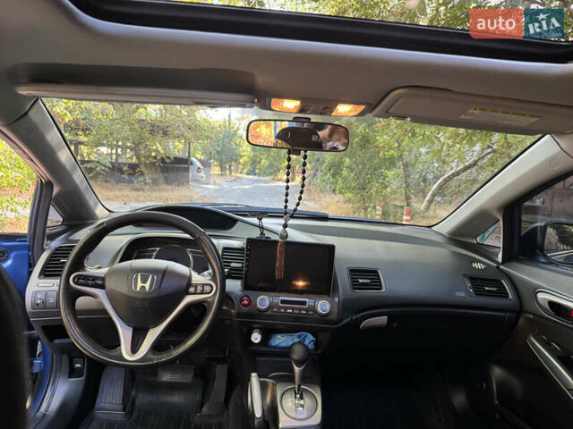 Синий Хонда Цивик, объемом двигателя 1.8 л и пробегом 202 тыс. км за 7700 $, фото 4 на Automoto.ua