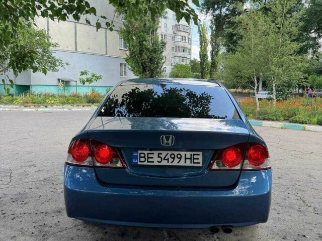 Синий Хонда Цивик, объемом двигателя 1.8 л и пробегом 187 тыс. км за 8000 $, фото 3 на Automoto.ua