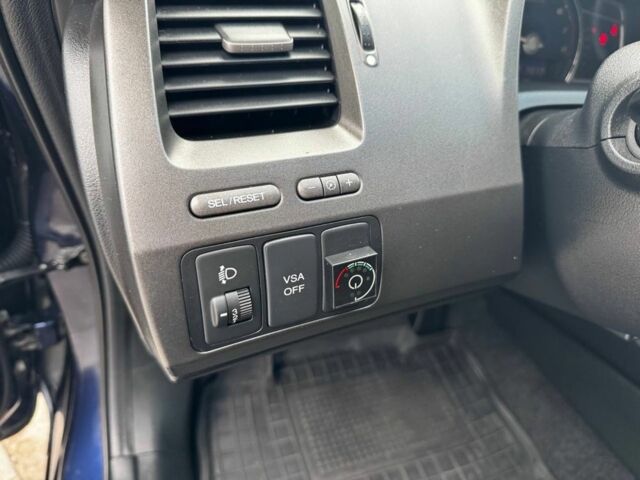 Синий Хонда Цивик, объемом двигателя 1.8 л и пробегом 170 тыс. км за 6999 $, фото 7 на Automoto.ua