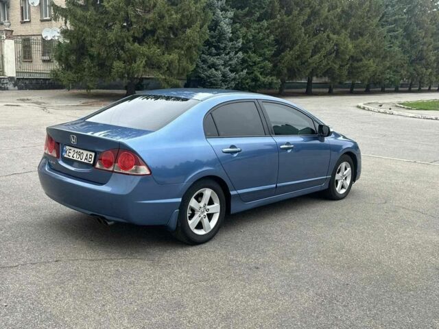 Синий Хонда Цивик, объемом двигателя 1.8 л и пробегом 249 тыс. км за 5600 $, фото 5 на Automoto.ua