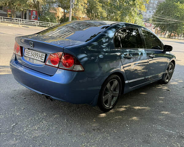 Синий Хонда Цивик, объемом двигателя 1.8 л и пробегом 202 тыс. км за 7700 $, фото 2 на Automoto.ua