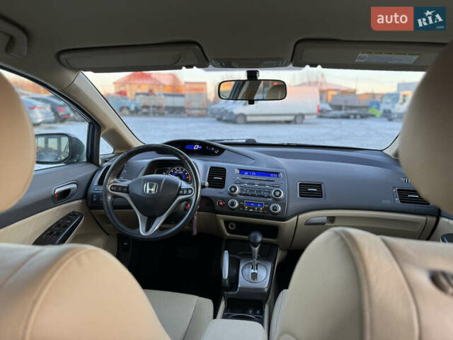 Синій Хонда Сівік, об'ємом двигуна 1.3 л та пробігом 204 тис. км за 6690 $, фото 21 на Automoto.ua