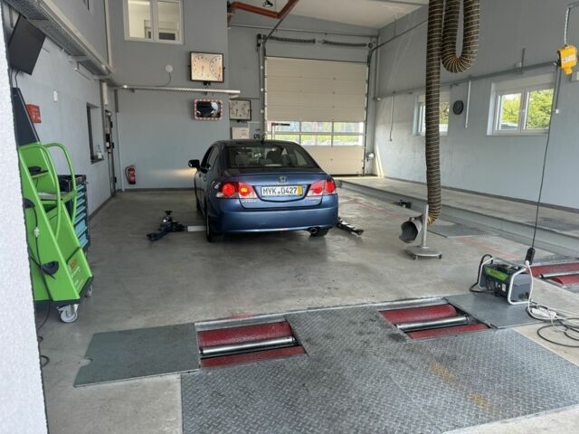 Синий Хонда Цивик, объемом двигателя 0 л и пробегом 188 тыс. км за 7100 $, фото 11 на Automoto.ua