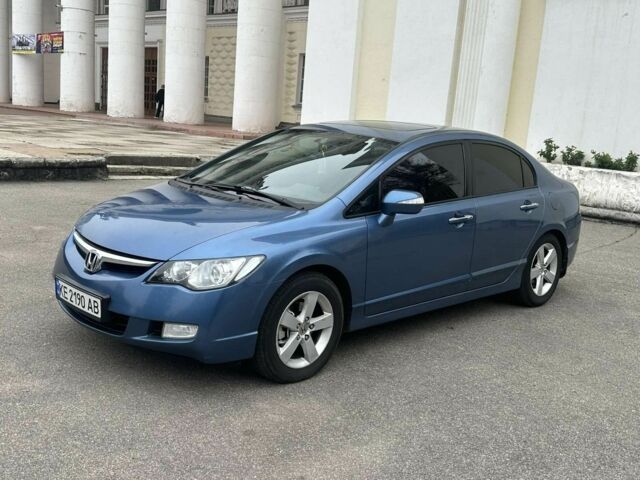 Синий Хонда Цивик, объемом двигателя 1.8 л и пробегом 249 тыс. км за 5600 $, фото 1 на Automoto.ua