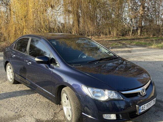 Синий Хонда Цивик, объемом двигателя 1.8 л и пробегом 201 тыс. км за 6499 $, фото 12 на Automoto.ua