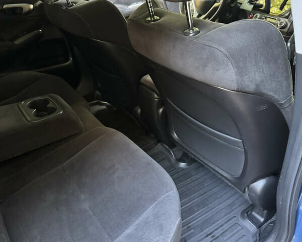 Синий Хонда Цивик, объемом двигателя 1.8 л и пробегом 202 тыс. км за 7700 $, фото 9 на Automoto.ua