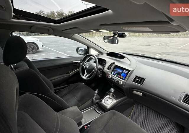 Хонда Цивик 2008 в Днепре (Днепропетровске) на Automoto.ua Синий Хонда Цивик, объемом двигателя 1.8 л и пробегом 236 тыс. км за 7000 $, фото 25 на Automoto.ua