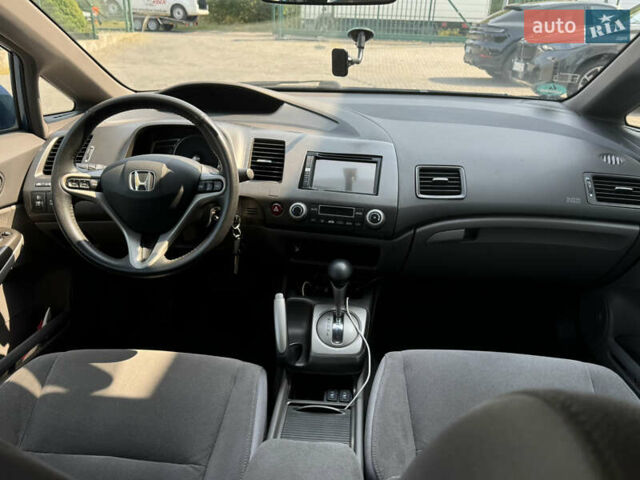Синий Хонда Цивик, объемом двигателя 1.4 л и пробегом 188 тыс. км за 7100 $, фото 16 на Automoto.ua