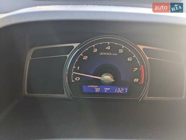 Синій Хонда Сівік, об'ємом двигуна 1.8 л та пробігом 300 тис. км за 6400 $, фото 12 на Automoto.ua