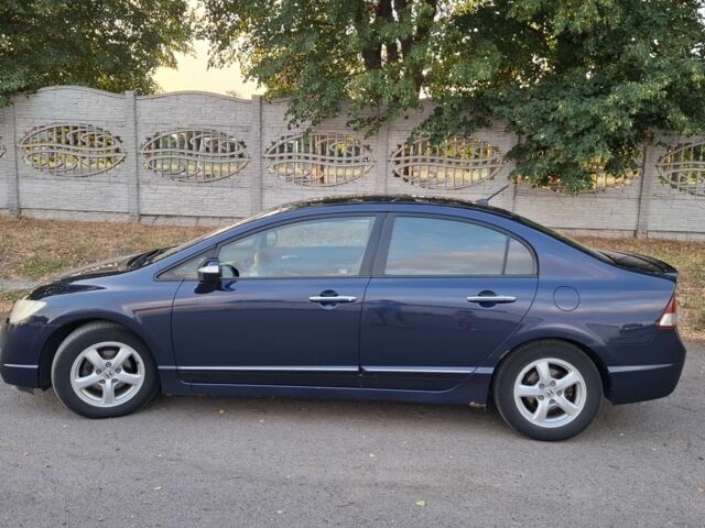 Синій Хонда Сівік, об'ємом двигуна 1.3 л та пробігом 193 тис. км за 5500 $, фото 1 на Automoto.ua