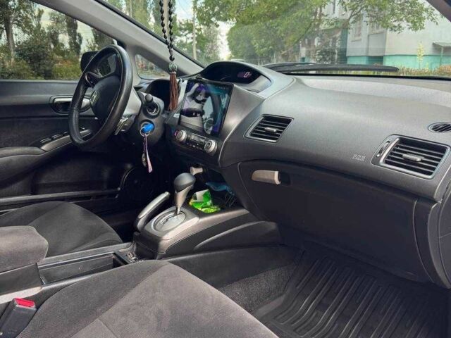 Синий Хонда Цивик, объемом двигателя 1.8 л и пробегом 187 тыс. км за 8000 $, фото 7 на Automoto.ua