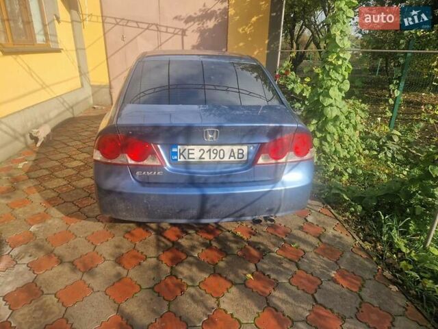 Синий Хонда Цивик, объемом двигателя 1.8 л и пробегом 249 тыс. км за 6000 $, фото 4 на Automoto.ua