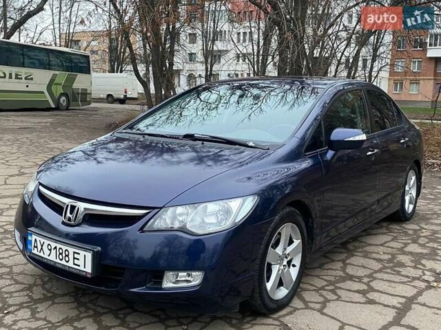 Синий Хонда Цивик, объемом двигателя 1.8 л и пробегом 132 тыс. км за 6500 $, фото 1 на Automoto.ua