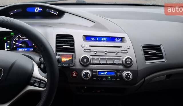 Синій Хонда Сівік, об'ємом двигуна 1.3 л та пробігом 196 тис. км за 6700 $, фото 12 на Automoto.ua