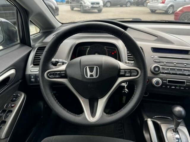 Синий Хонда Цивик, объемом двигателя 1.8 л и пробегом 170 тыс. км за 6999 $, фото 11 на Automoto.ua