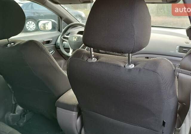 Синий Хонда Цивик, объемом двигателя 1.8 л и пробегом 218 тыс. км за 5000 $, фото 8 на Automoto.ua