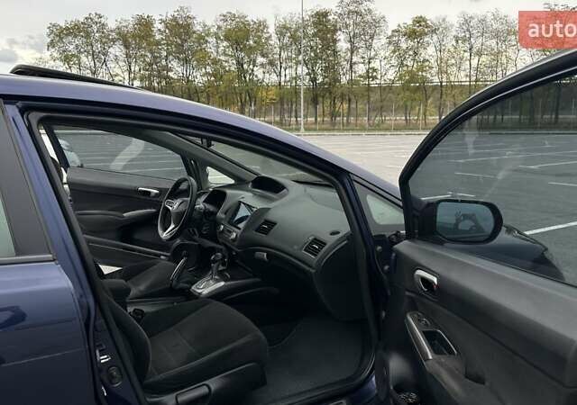 Хонда Цивик 2008 в Днепре (Днепропетровске) на Automoto.ua Синий Хонда Цивик, объемом двигателя 1.8 л и пробегом 236 тыс. км за 7000 $, фото 28 на Automoto.ua