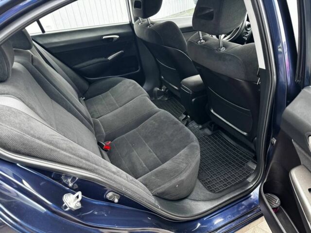 Синий Хонда Цивик, объемом двигателя 1.8 л и пробегом 170 тыс. км за 6999 $, фото 16 на Automoto.ua