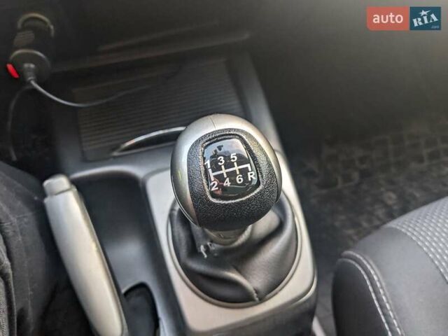 Синій Хонда Сівік, об'ємом двигуна 1.8 л та пробігом 300 тис. км за 6400 $, фото 32 на Automoto.ua