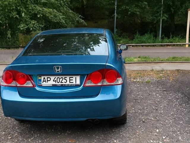 Синий Хонда Цивик, объемом двигателя 1.8 л и пробегом 228 тыс. км за 3300 $, фото 4 на Automoto.ua