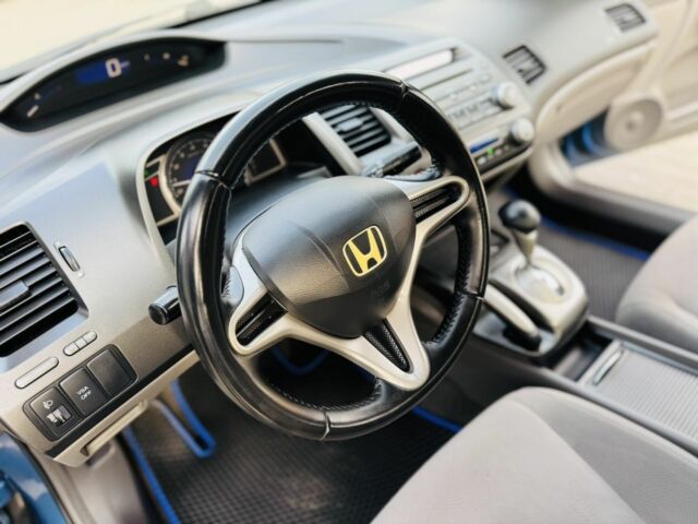 Синий Хонда Цивик, объемом двигателя 1.8 л и пробегом 223 тыс. км за 5999 $, фото 23 на Automoto.ua