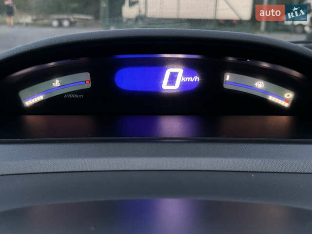 Синий Хонда Цивик, объемом двигателя 1.4 л и пробегом 188 тыс. км за 7100 $, фото 14 на Automoto.ua