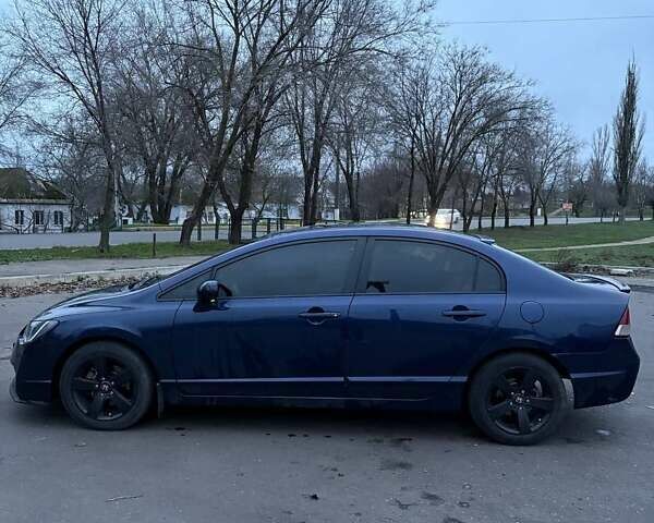 Синий Хонда Цивик, объемом двигателя 1.8 л и пробегом 280 тыс. км за 5800 $, фото 5 на Automoto.ua