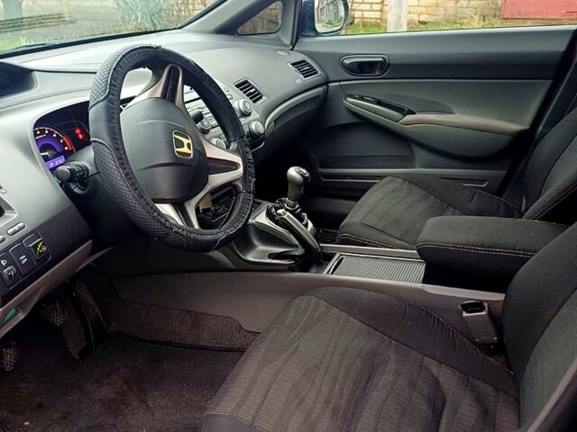 Синій Хонда Сівік, об'ємом двигуна 1.8 л та пробігом 222 тис. км за 5500 $, фото 5 на Automoto.ua