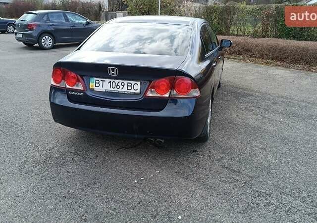 Синий Хонда Цивик, объемом двигателя 1.8 л и пробегом 218 тыс. км за 5000 $, фото 10 на Automoto.ua