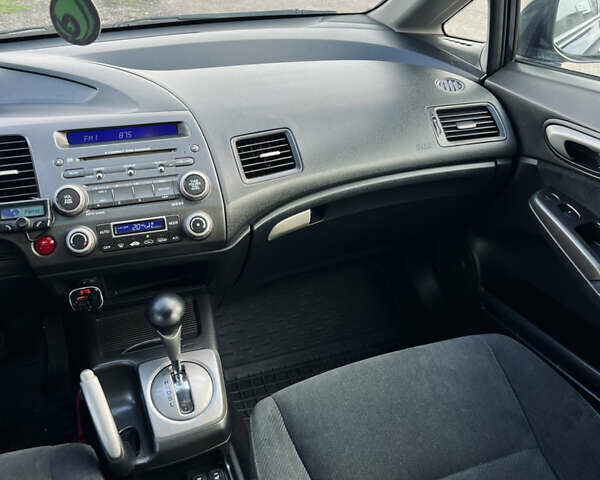 Синий Хонда Цивик, объемом двигателя 1.34 л и пробегом 191 тыс. км за 6600 $, фото 22 на Automoto.ua