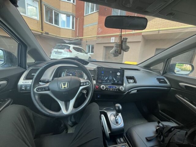 Синий Хонда Цивик, объемом двигателя 1.3 л и пробегом 237 тыс. км за 5000 $, фото 4 на Automoto.ua