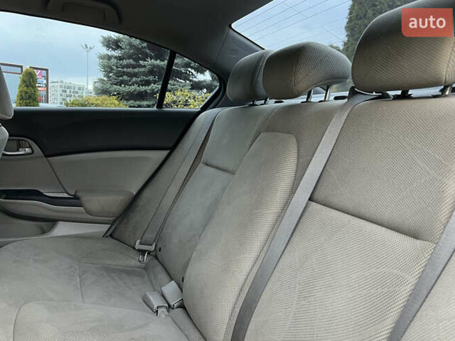 Синий Хонда Цивик, объемом двигателя 1.8 л и пробегом 219 тыс. км за 6800 $, фото 19 на Automoto.ua