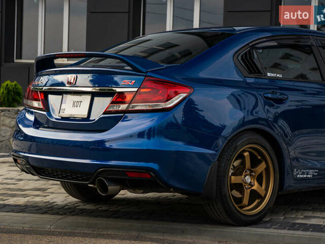 Синий Хонда Цивик, объемом двигателя 2.4 л и пробегом 160 тыс. км за 15500 $, фото 2 на Automoto.ua