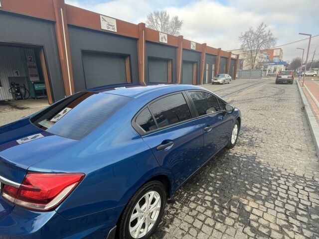 Синий Хонда Цивик, объемом двигателя 1.8 л и пробегом 122 тыс. км за 10000 $, фото 1 на Automoto.ua