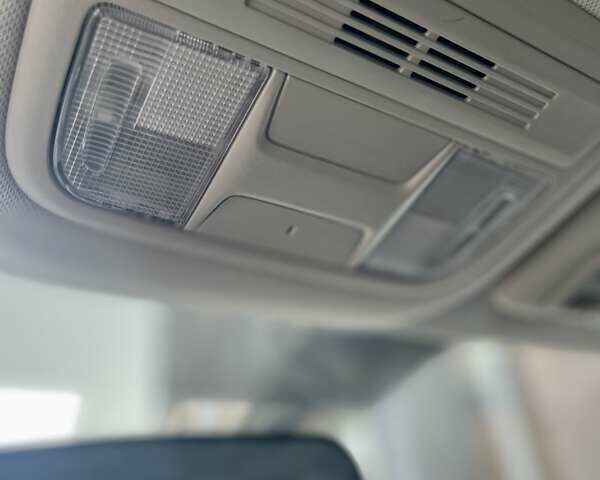 Синий Хонда Цивик, объемом двигателя 2 л и пробегом 147 тыс. км за 12700 $, фото 21 на Automoto.ua