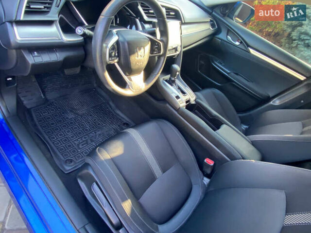 Синий Хонда Цивик, объемом двигателя 2 л и пробегом 167 тыс. км за 13000 $, фото 7 на Automoto.ua