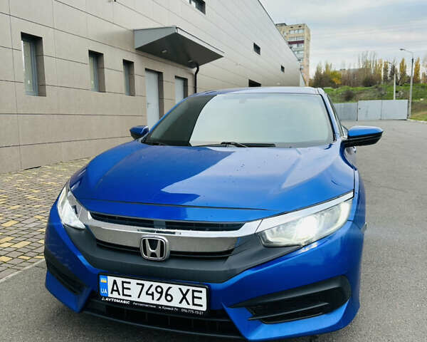 Синий Хонда Цивик, объемом двигателя 2 л и пробегом 120 тыс. км за 12000 $, фото 1 на Automoto.ua