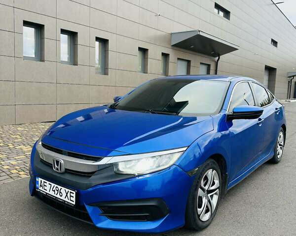 Синий Хонда Цивик, объемом двигателя 2 л и пробегом 120 тыс. км за 12000 $, фото 2 на Automoto.ua