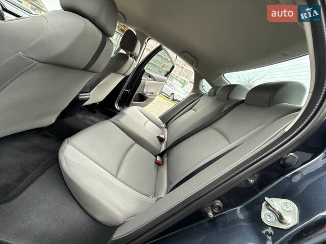 Синий Хонда Цивик, объемом двигателя 2 л и пробегом 148 тыс. км за 12700 $, фото 27 на Automoto.ua