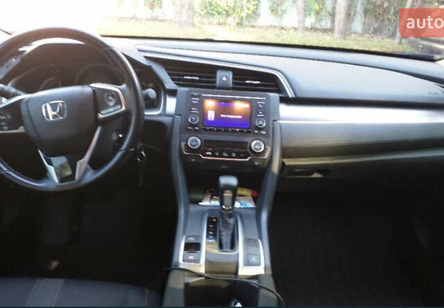 Синий Хонда Цивик, объемом двигателя 1.6 л и пробегом 175 тыс. км за 15000 $, фото 4 на Automoto.ua