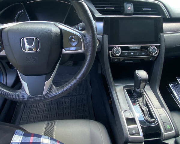 Синий Хонда Цивик, объемом двигателя 1.5 л и пробегом 93 тыс. км за 14200 $, фото 5 на Automoto.ua