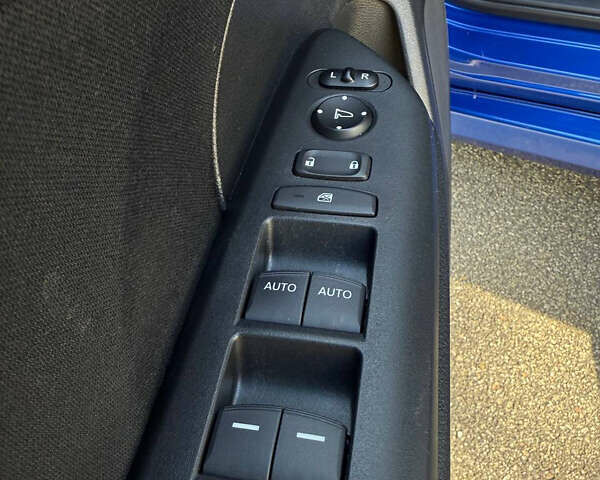 Синий Хонда Цивик, объемом двигателя 2 л и пробегом 86 тыс. км за 13000 $, фото 9 на Automoto.ua