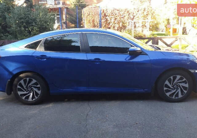Синий Хонда Цивик, объемом двигателя 1.6 л и пробегом 175 тыс. км за 15000 $, фото 3 на Automoto.ua
