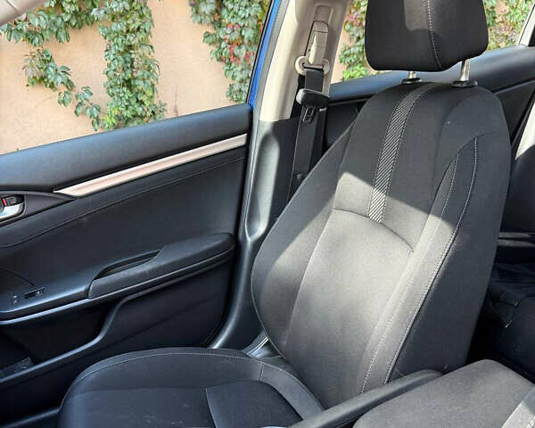 Синий Хонда Цивик, объемом двигателя 2 л и пробегом 86 тыс. км за 13000 $, фото 17 на Automoto.ua