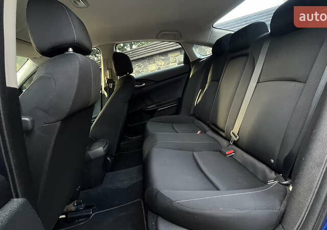 Синій Хонда Сівік, об'ємом двигуна 2 л та пробігом 121 тис. км за 13999 $, фото 16 на Automoto.ua