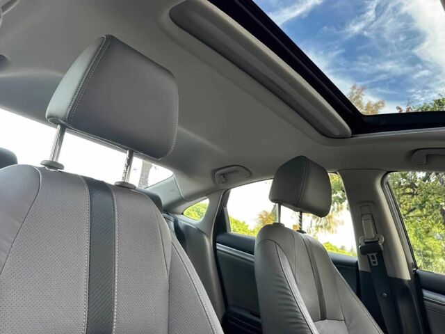 Синий Хонда Цивик, объемом двигателя 1.5 л и пробегом 44 тыс. км за 11000 $, фото 10 на Automoto.ua