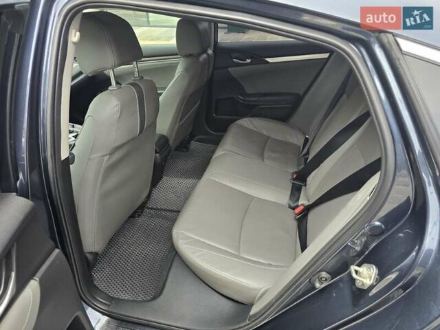 Синий Хонда Цивик, объемом двигателя 1.5 л и пробегом 39 тыс. км за 17300 $, фото 5 на Automoto.ua