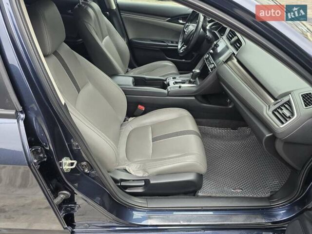 Синий Хонда Цивик, объемом двигателя 1.5 л и пробегом 39 тыс. км за 17300 $, фото 11 на Automoto.ua